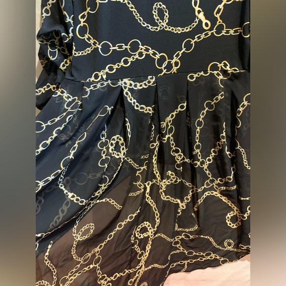 Frank Lyman Black Sheer Chain link Design Print Blouse Long back button up US14 - Picture 11 of 13